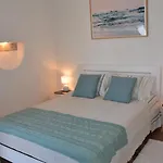 Shades Of Blue With Ocean View - Fast Wifi Διαμέρισμα