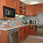 Shades Of Blue With Ocean View - Fast Wifi Apartament