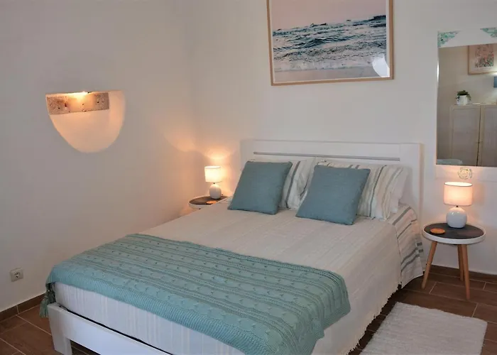 Shades Of Blue With Ocean View - Fast Wifi Apartament